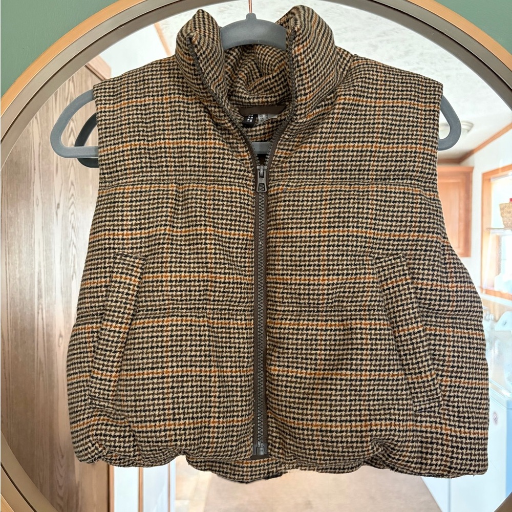 H&M Brown and Black Houndstooth Vest